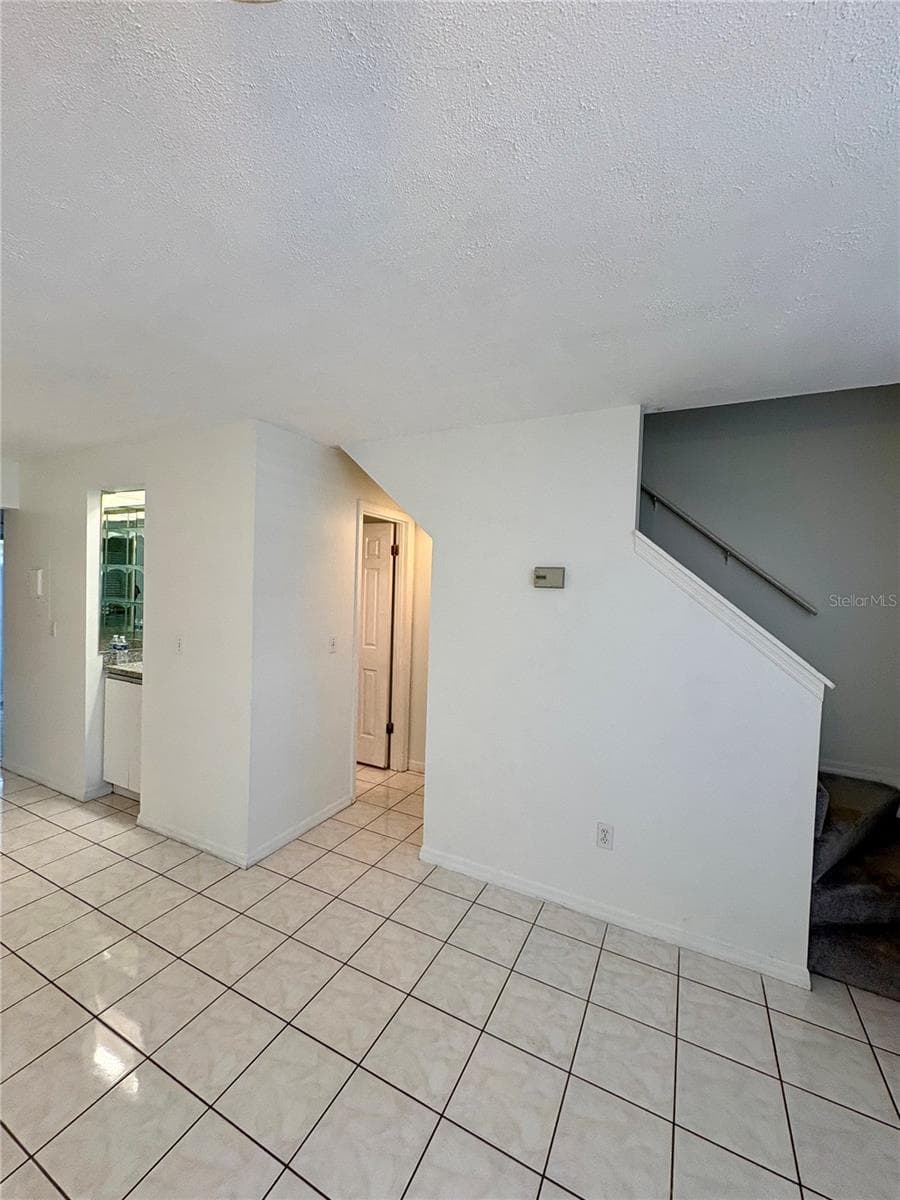 3243 FOREST OAKS COURT — photo 5 of 20