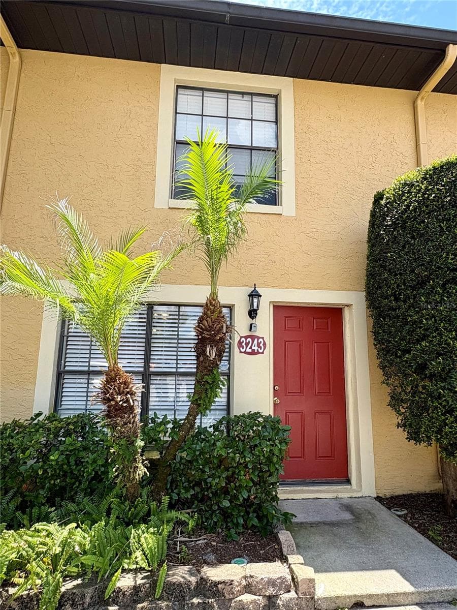 3243 FOREST OAKS COURT — photo 2 of 20