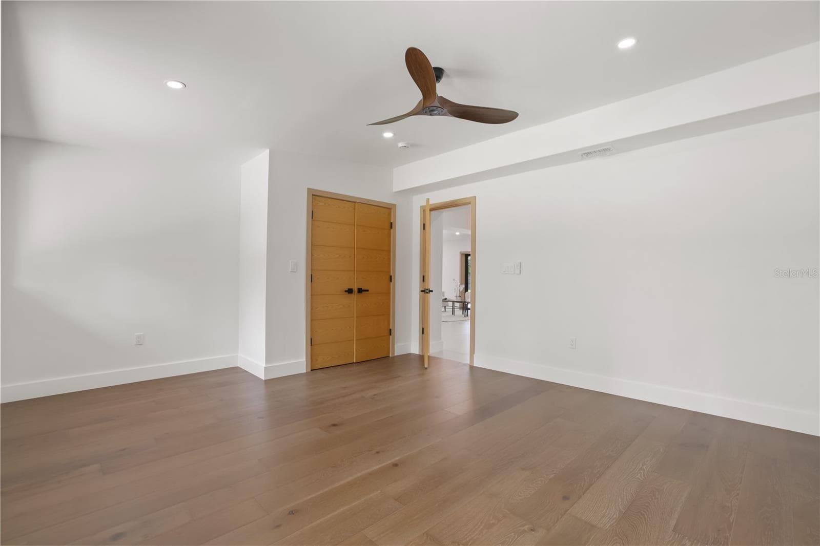 541 MANOR ROAD — photo 27 of 39