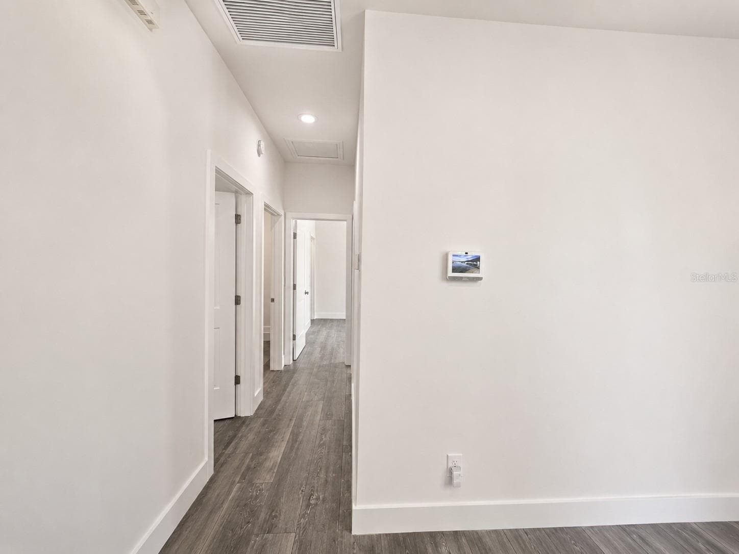 157 KARLOW AVENUE — photo 15 of 45