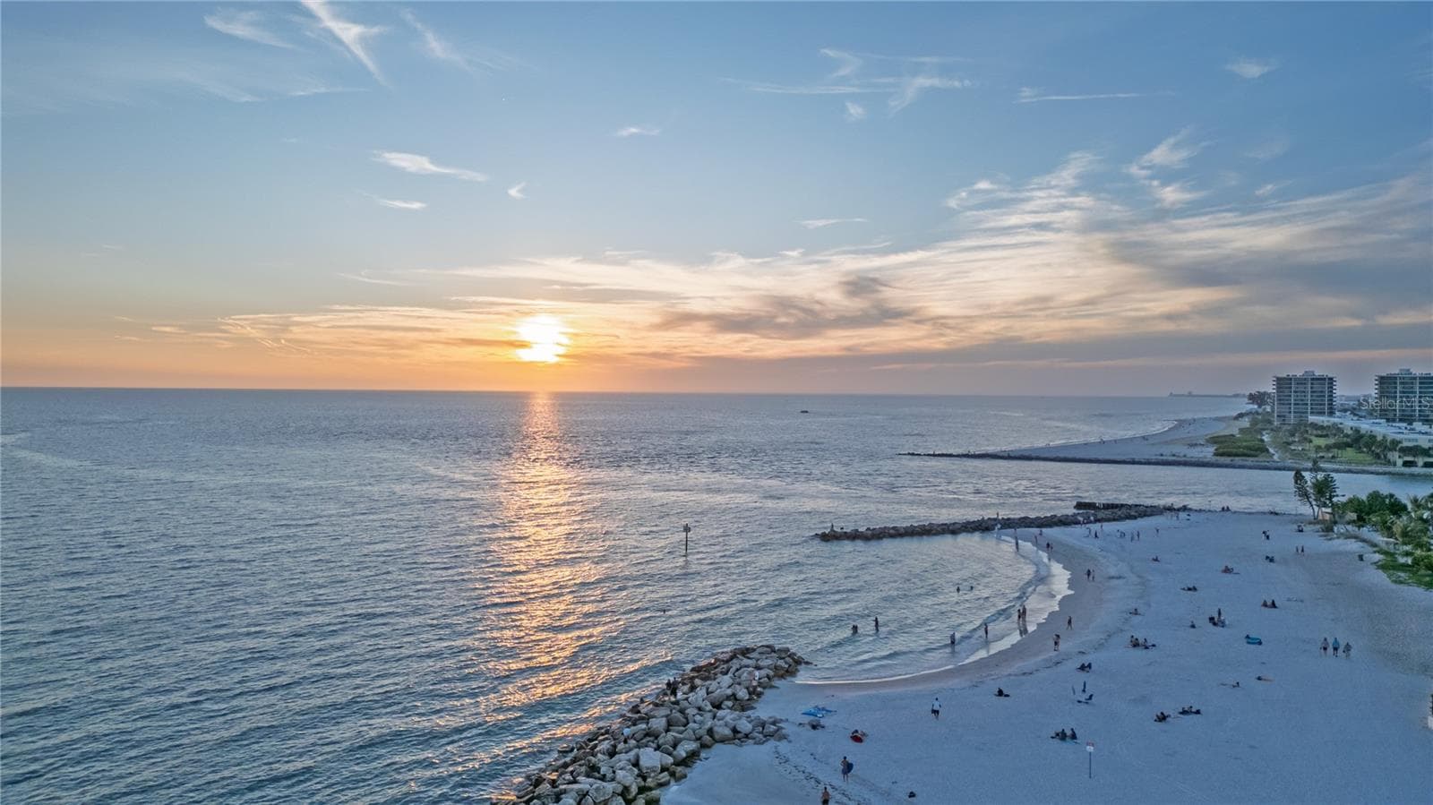7000 BEACH PLAZA — photo 46 of 63
