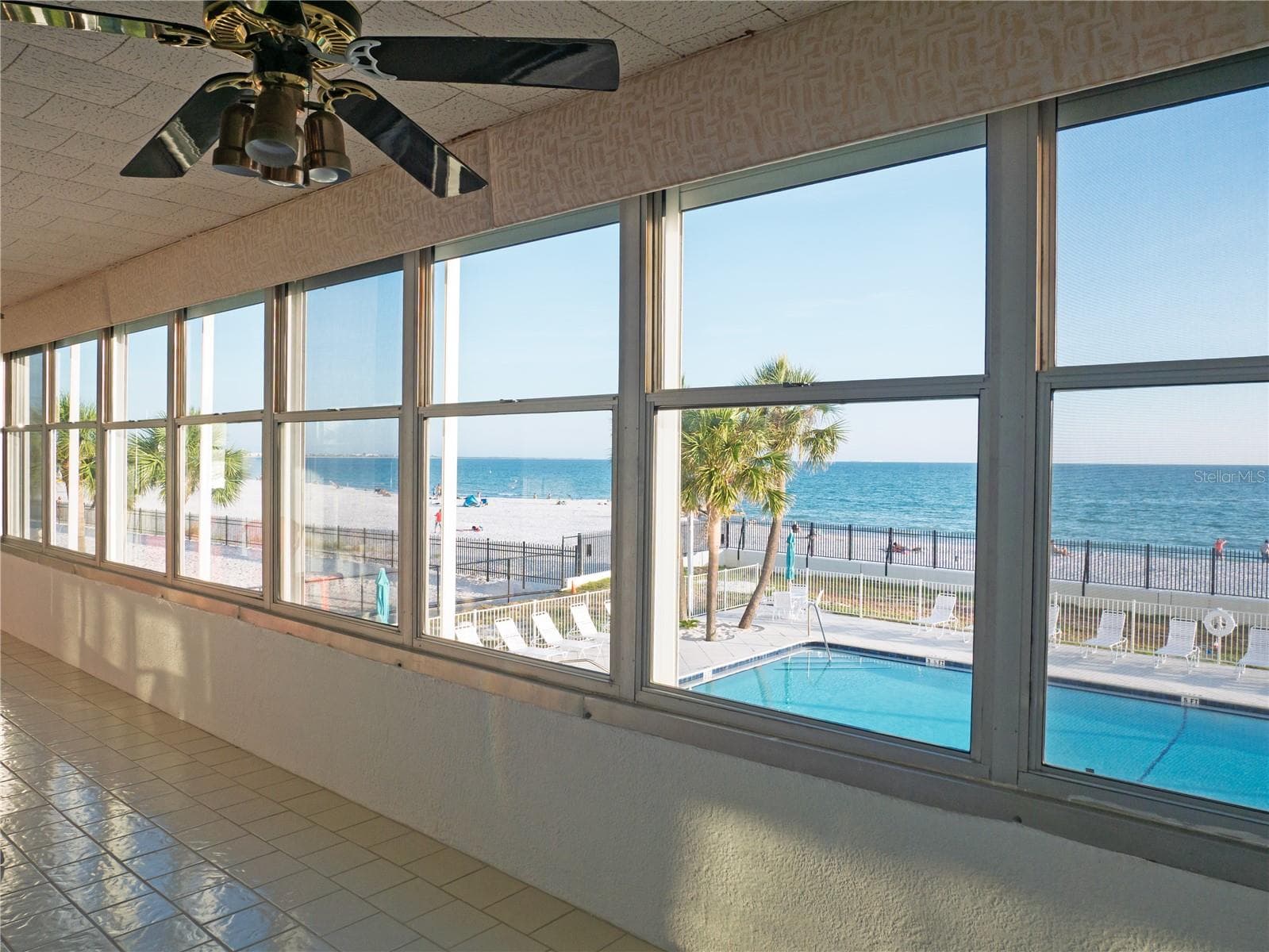 7000 BEACH PLAZA — photo 16 of 63