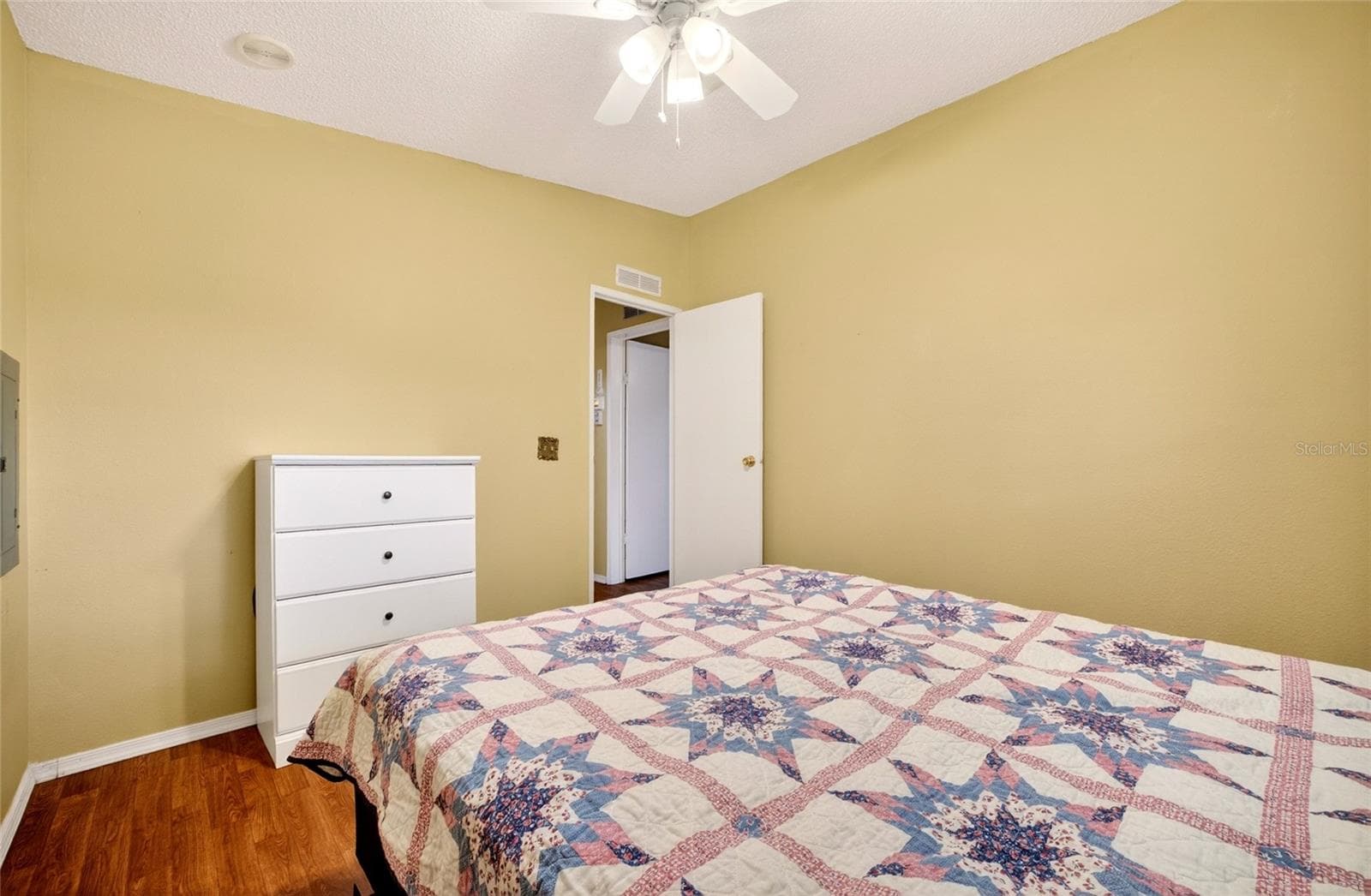 1222 ZAPATA PLACE — photo 15 of 79
