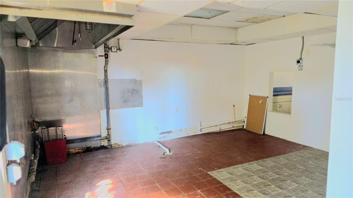 530 US-41-BYP — photo 31 of 66