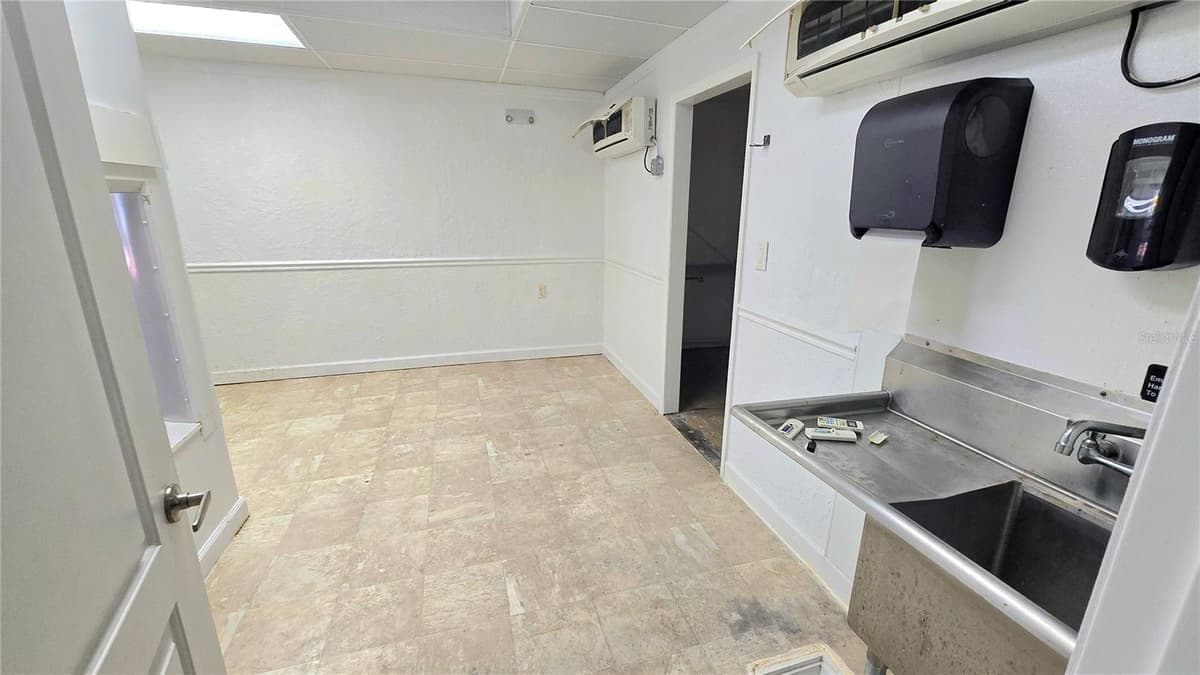 530 US-41-BYP — photo 47 of 66