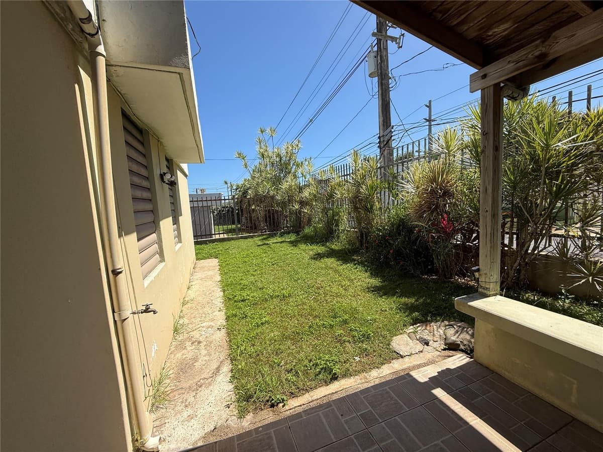 SR 659 Villas del Capitan SOLANDRA ST — photo 13 of 27