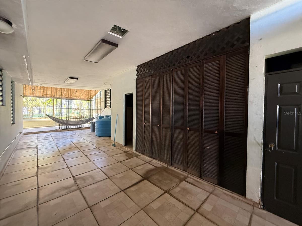 SR 659 Villas del Capitan SOLANDRA ST — photo 5 of 27