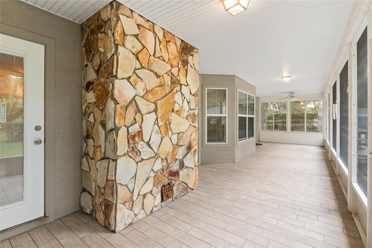 1153 CR 722 — photo 14 of 78