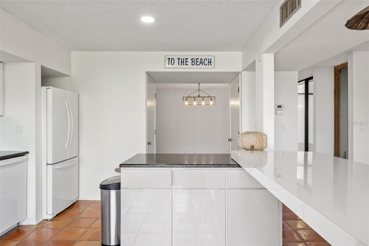754 PINE RUN DRIVE — photo 16 of 45
