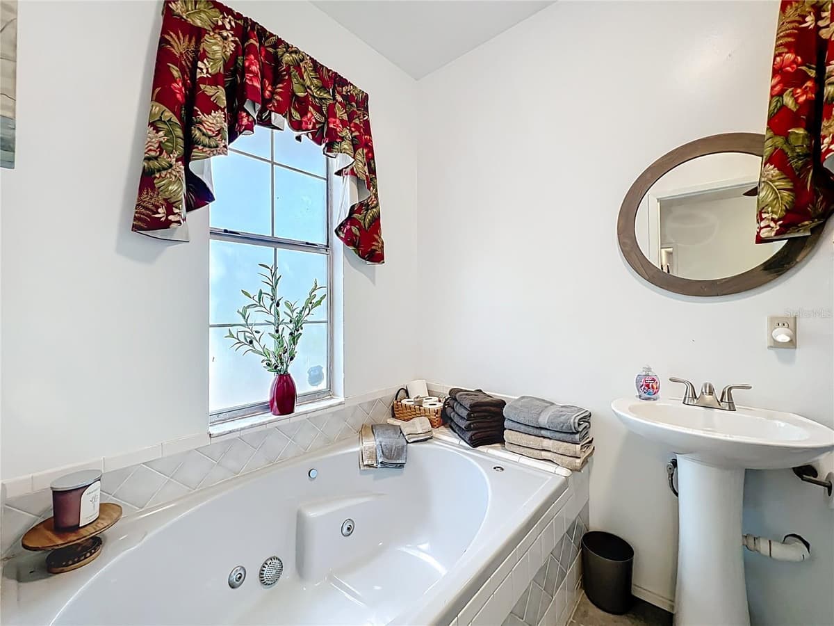 1338 SAINT NICHOLAS AVENUE — photo 27 of 47