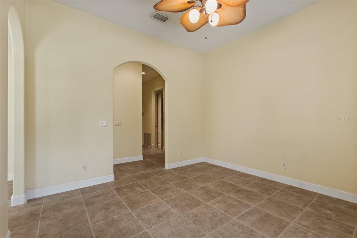 3049 LAUREL STREET — photo 19 of 65