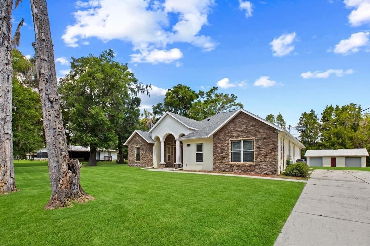 3049 LAUREL STREET — photo 4 of 65