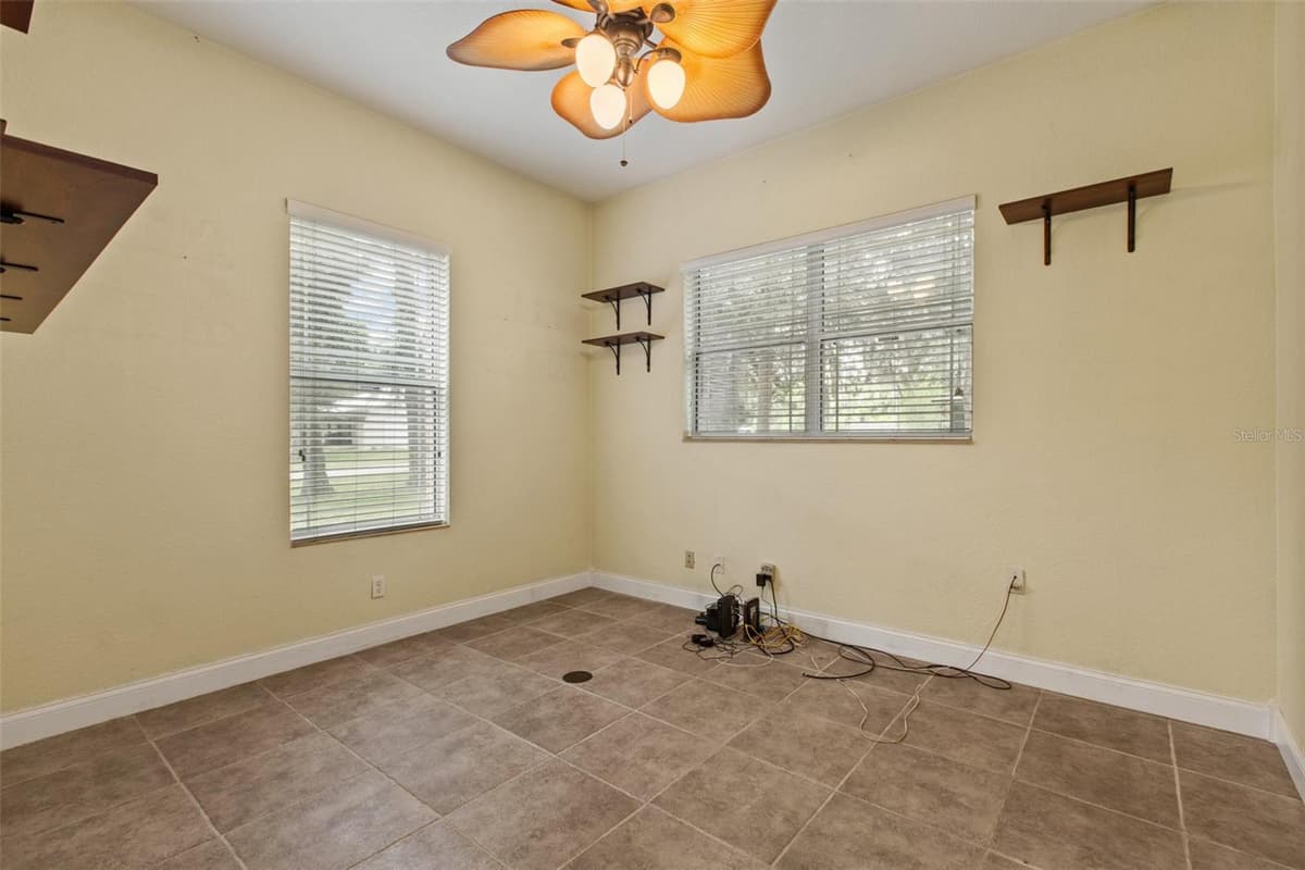 3049 LAUREL STREET — photo 14 of 65