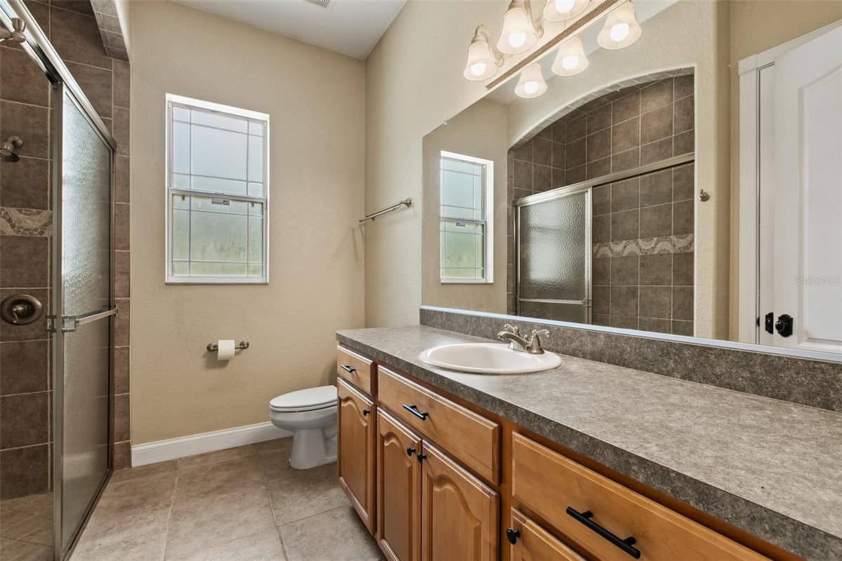 3049 LAUREL STREET — photo 24 of 65
