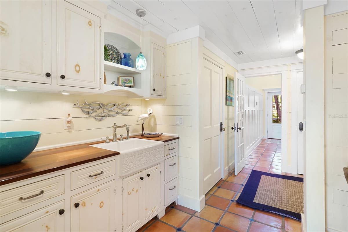 1004 FLAGLER AVENUE — photo 11 of 68