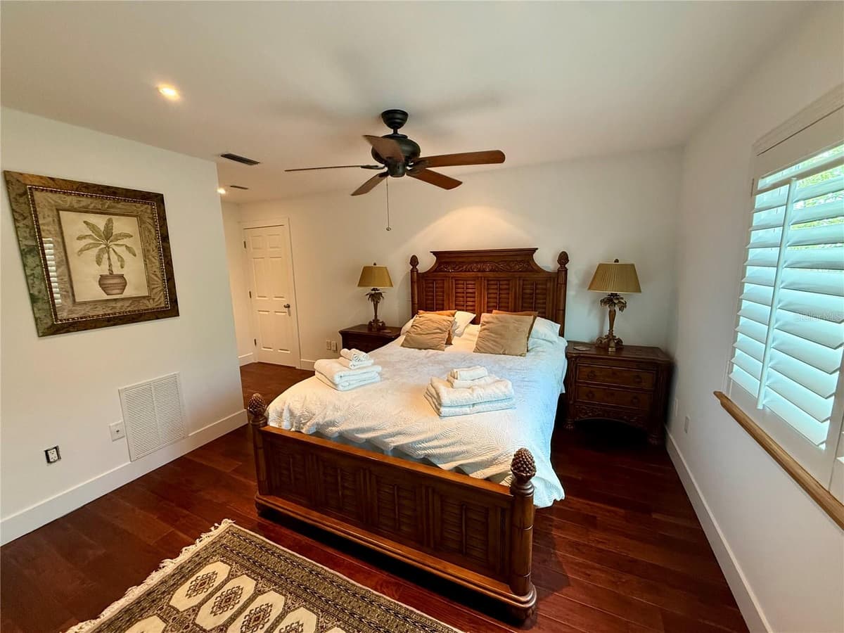 1257 TREE BAY LANE — photo 34 of 50
