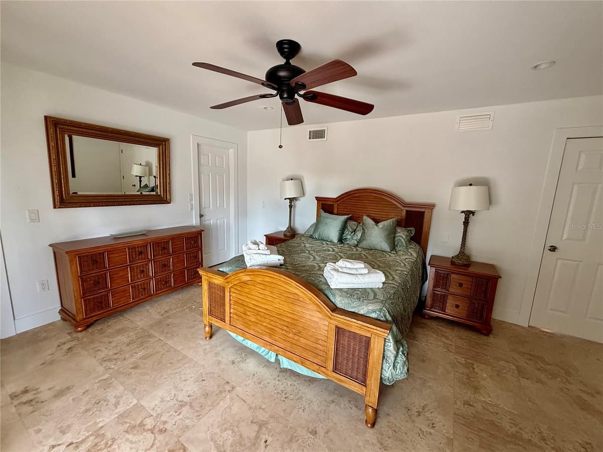 1257 TREE BAY LANE — photo 11 of 50