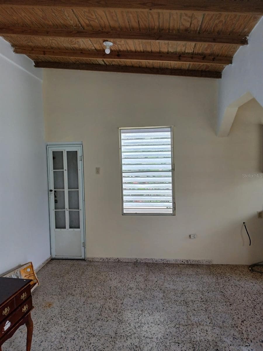 600 Pascual Valle CALLE PASCUAL VALLE CASTILLO — photo 7 of 13