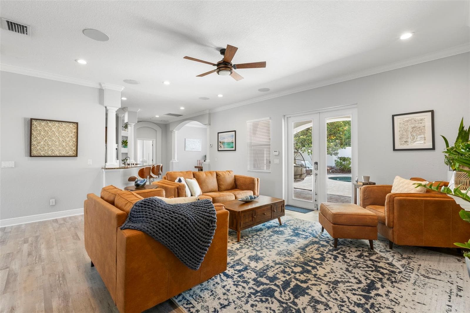 1502 RIVER COURT — photo 10 of 47