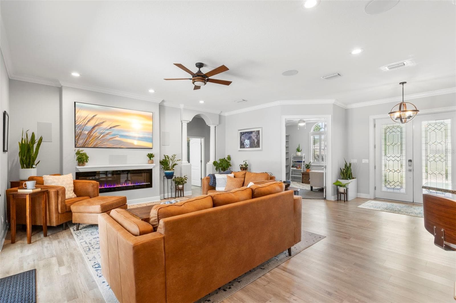 1502 RIVER COURT — photo 7 of 47