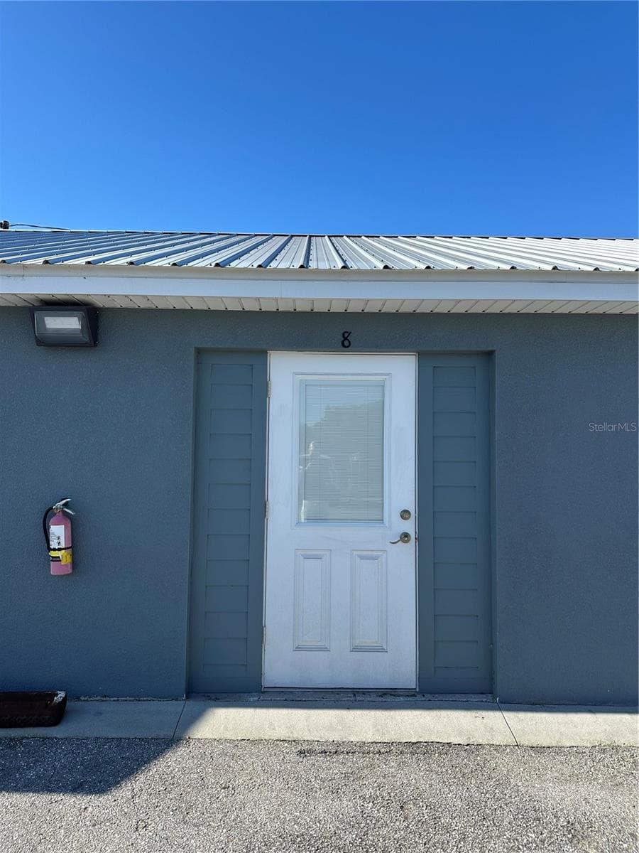 110 SPIRIT LAKE ROAD — photo 1 of 7