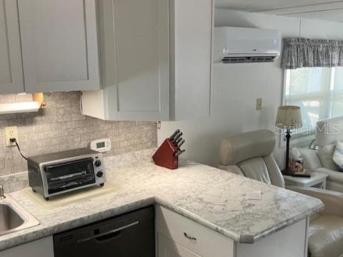 800 CHESAPEAKE DRIVE — photo 2 of 48