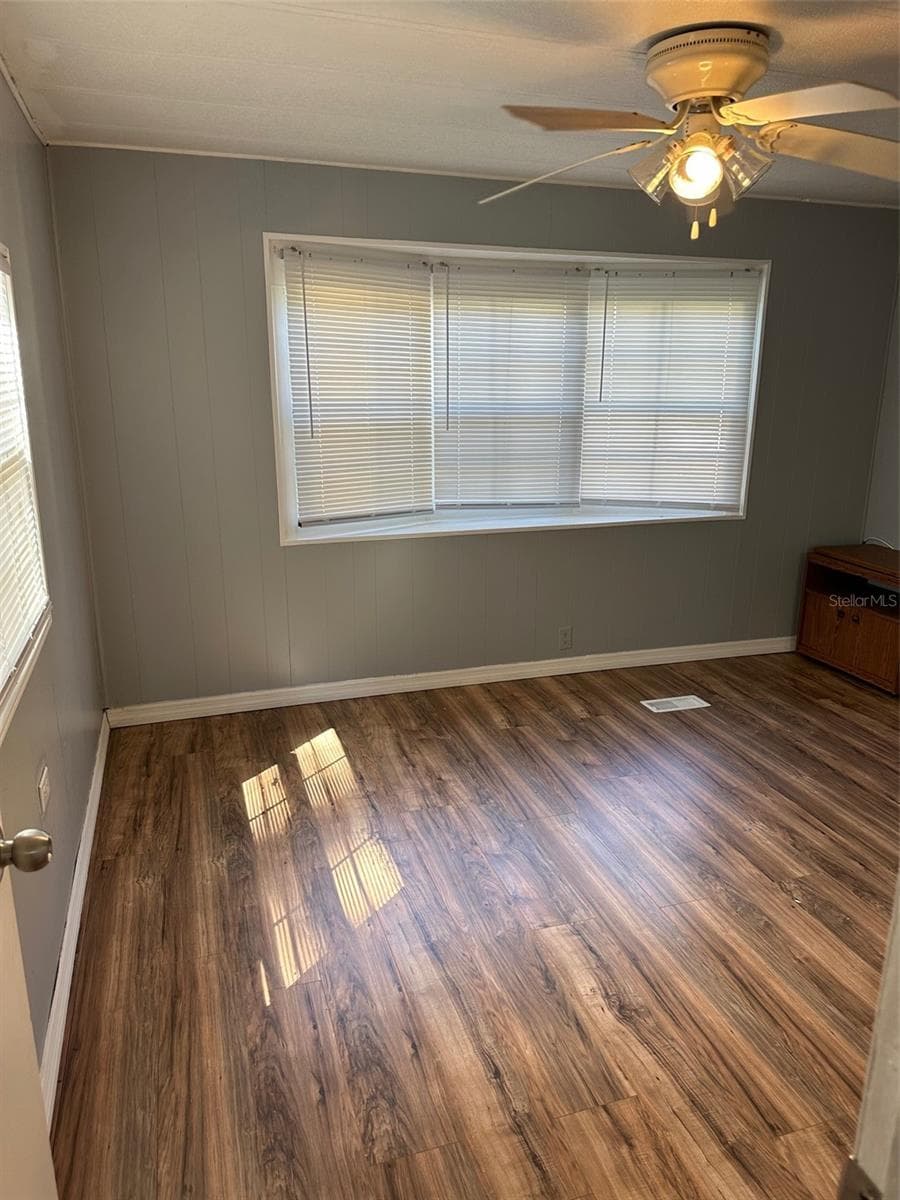 17110 LIVE OAK LANE — photo 6 of 12