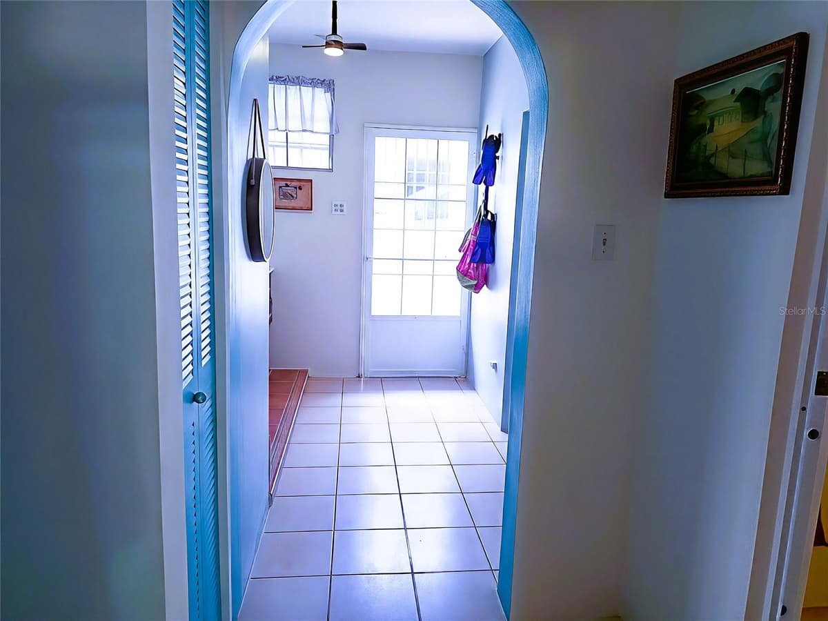 74B CARR, 188 — photo 13 of 41