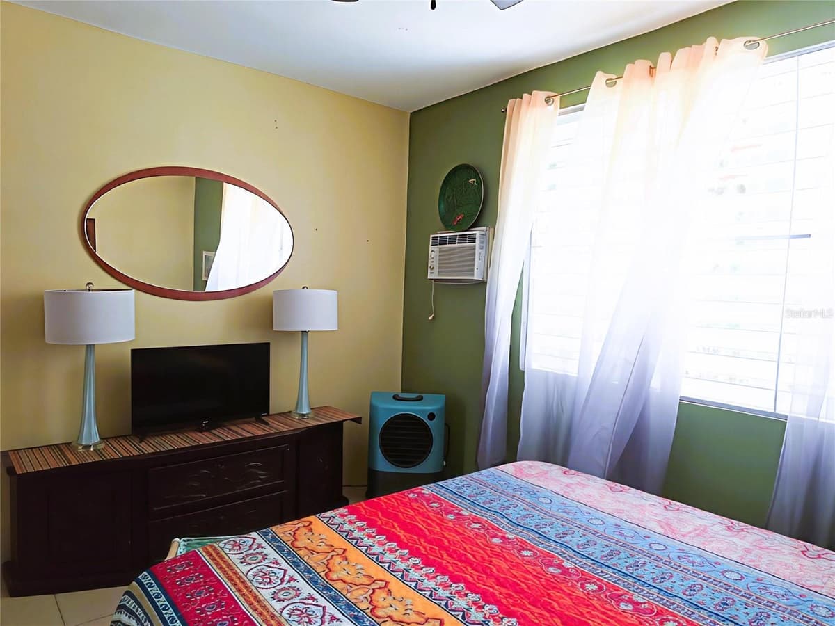 74B CARR, 188 — photo 12 of 41