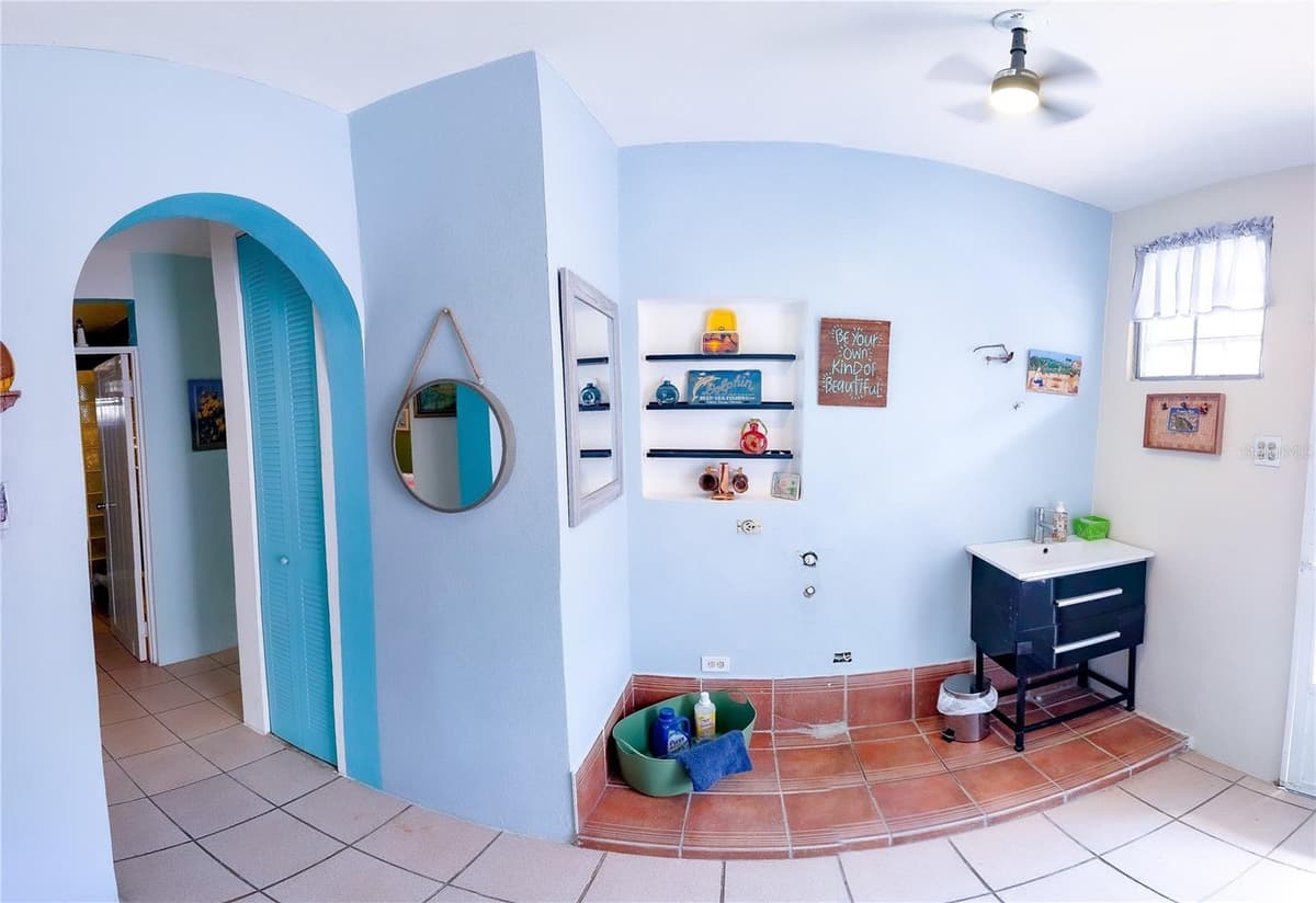 74B CARR, 188 — photo 16 of 41