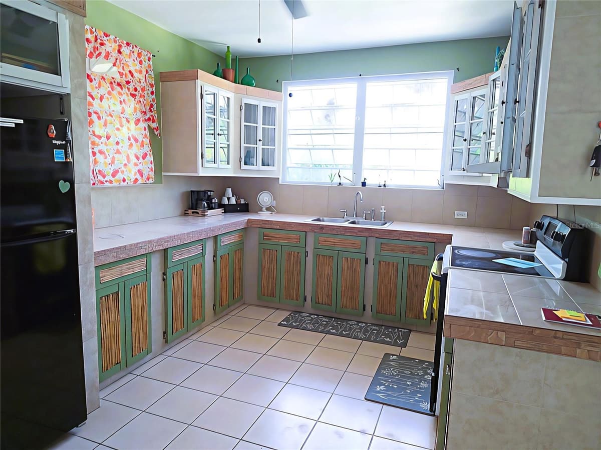 74B CARR, 188 — photo 21 of 41