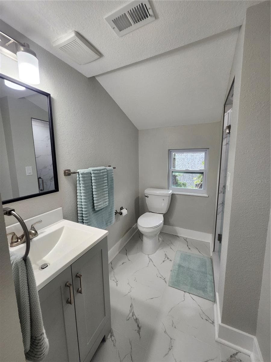 3071 HURON AVENUE — photo 32 of 55