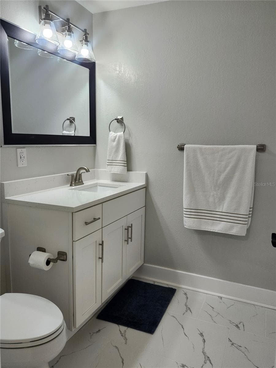 3071 HURON AVENUE — photo 39 of 55