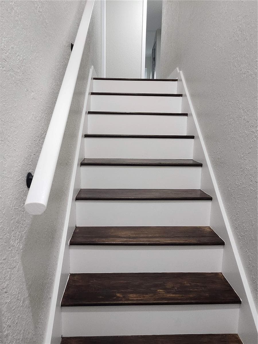 3071 HURON AVENUE — photo 27 of 55