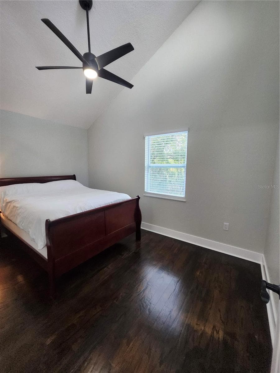 3071 HURON AVENUE — photo 36 of 55