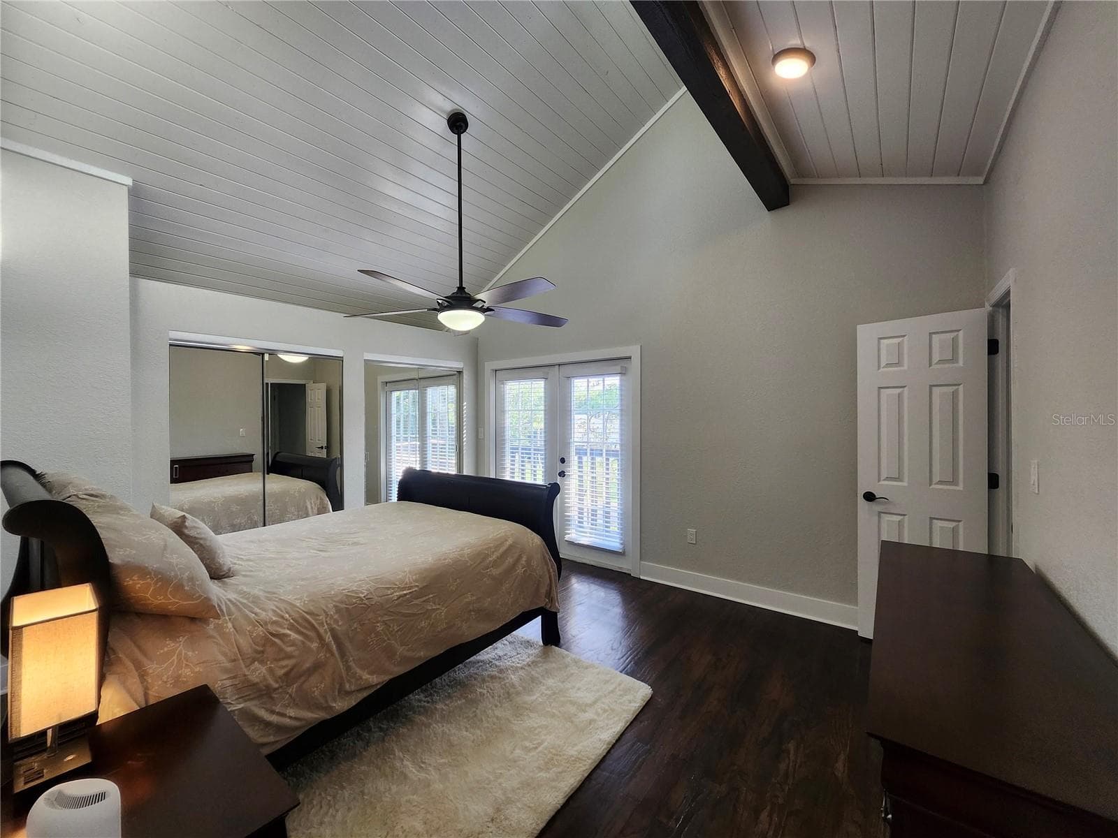 3071 HURON AVENUE — photo 11 of 55