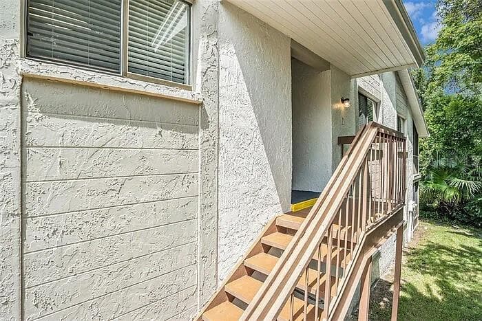 12308 EAGLESWOOD DRIVE — photo 3 of 34