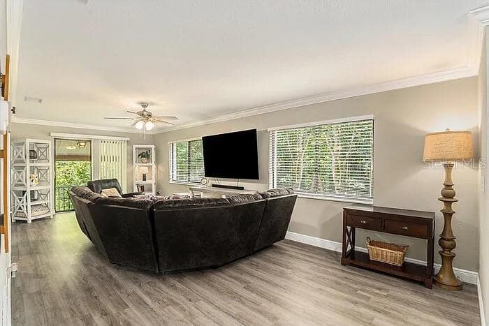 12308 EAGLESWOOD DRIVE — photo 5 of 34