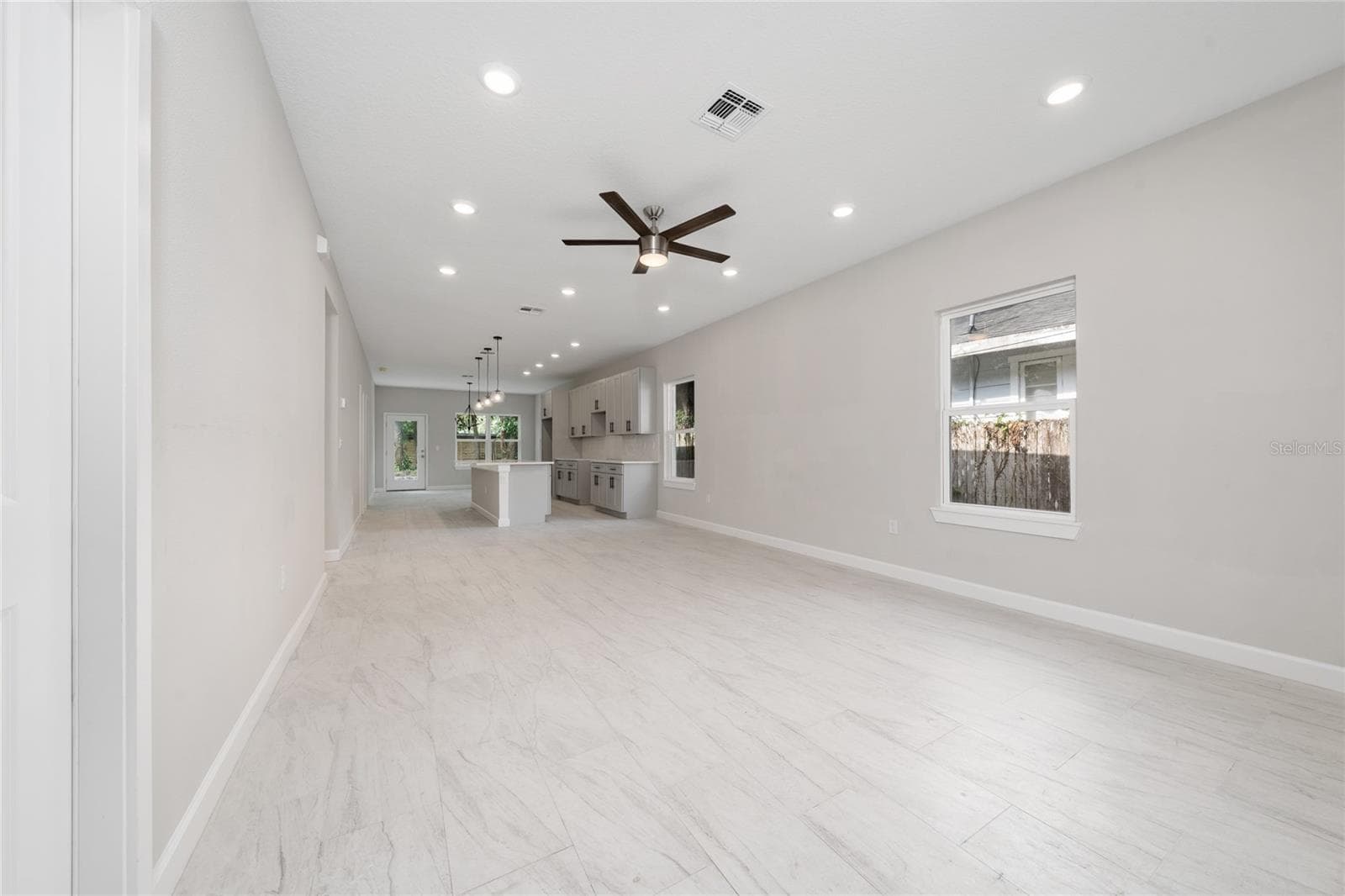 1039 37TH STREET — photo 6 of 24