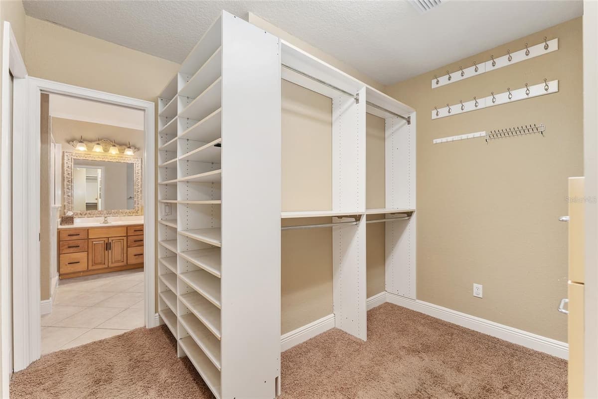 29 OCALE WAY — photo 65 of 82