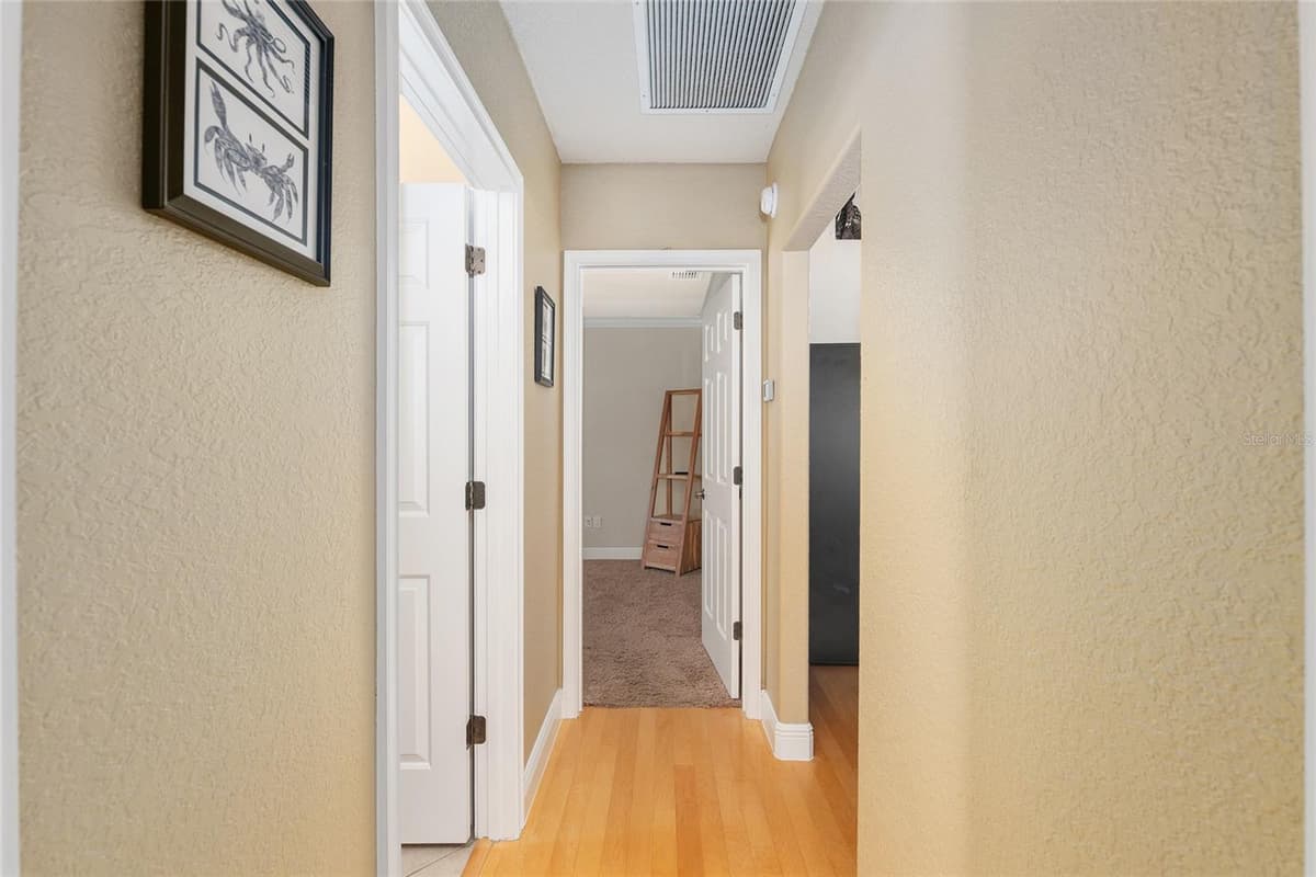 29 OCALE WAY — photo 75 of 82