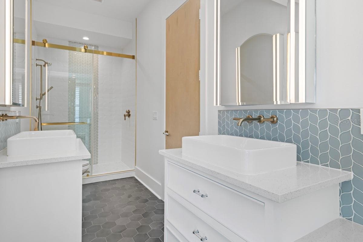 9312 BLANCHE COVE DR — photo 45 of 96