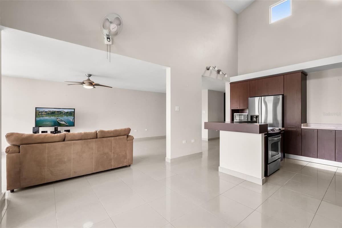 134 VILLAS AT CAGUAS REAL — photo 11 of 26