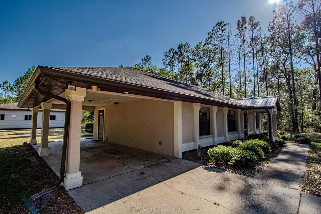 4002 COUNTY ROAD 18 — photo 6 of 28
