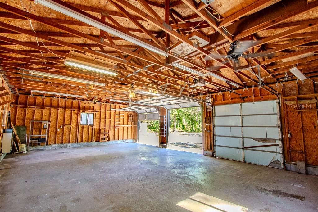 4002 COUNTY ROAD 18 — photo 8 of 28