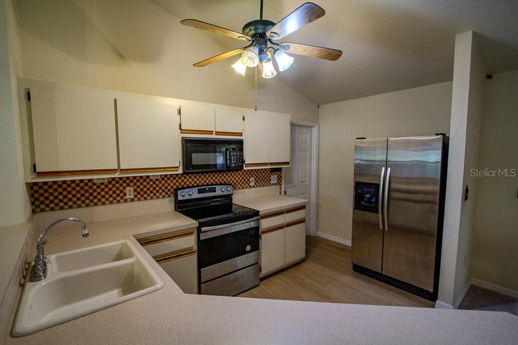 4002 COUNTY ROAD 18 — photo 18 of 28