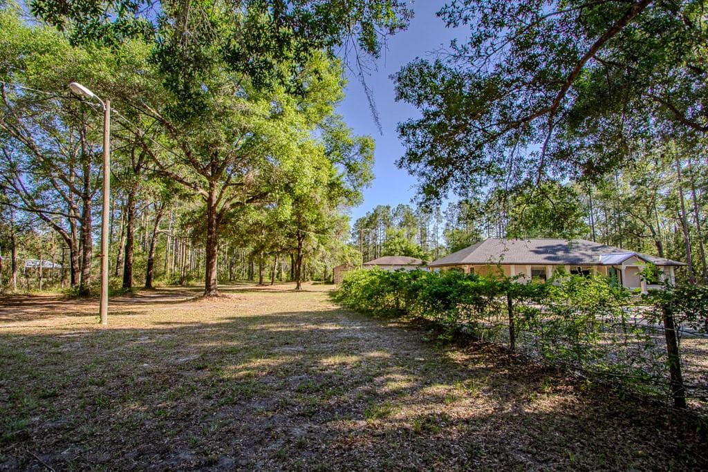 4002 COUNTY ROAD 18 — photo 11 of 28