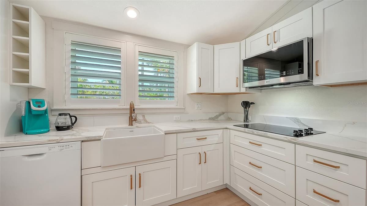3708 SANDSPUR LANE — photo 42 of 67