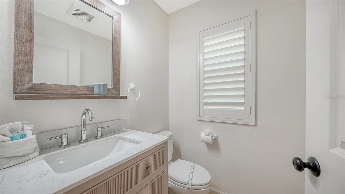 3708 SANDSPUR LANE — photo 16 of 67