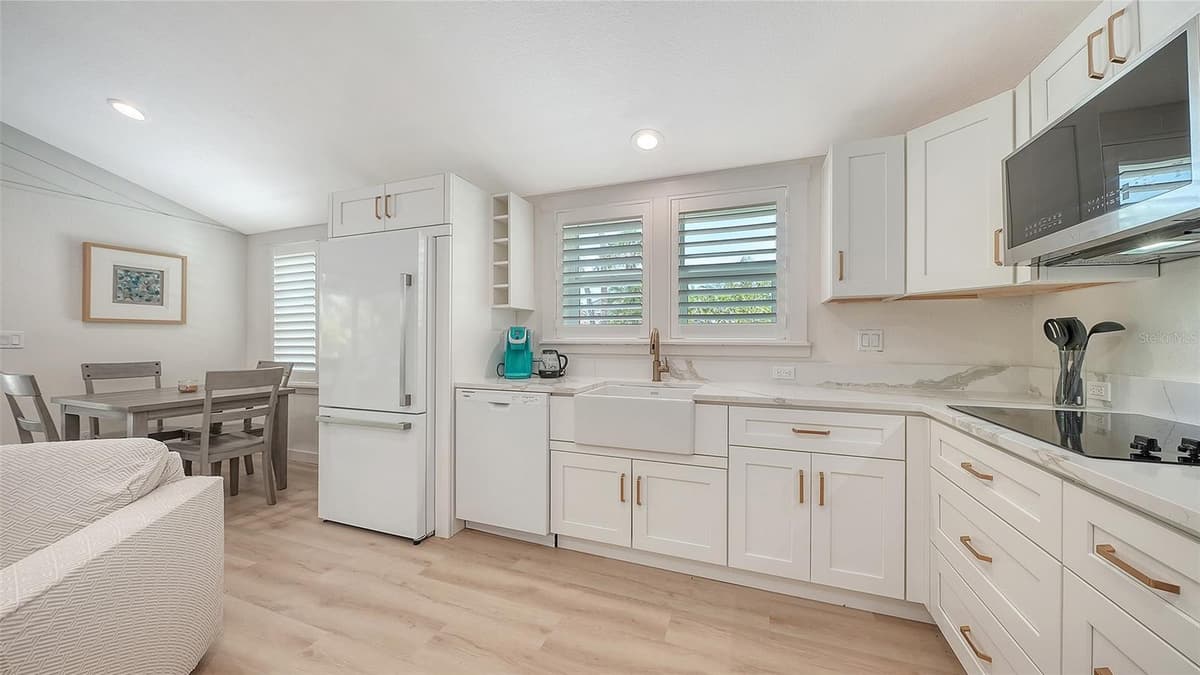 3708 SANDSPUR LANE — photo 43 of 67